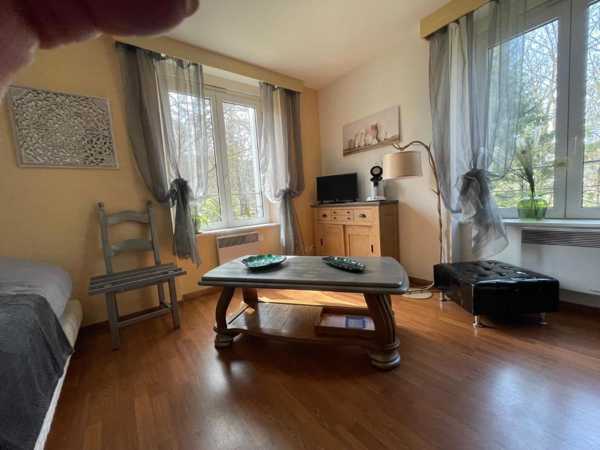 Demoiselle Des Roches Apartment Ramonchamp ภายนอก รูปภาพ